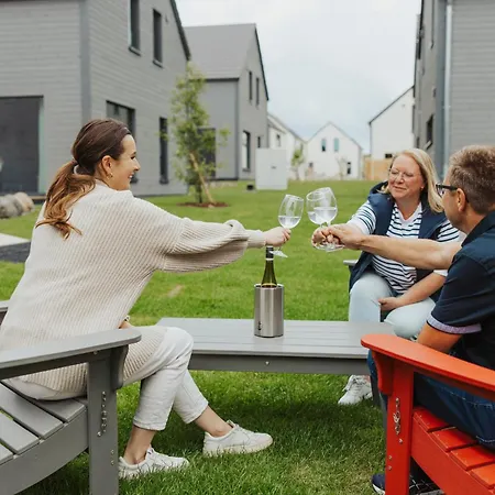 Ferienhaus Neu Rügen Resørt Großzügige, Gemütliche Doppelhaushälfte Linus Mit Terrasse