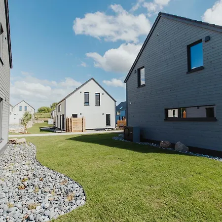 Neu Rügen Resørt Großzügige, Gemütliche Doppelhaushälfte Linus Mit Terrasse Sagard